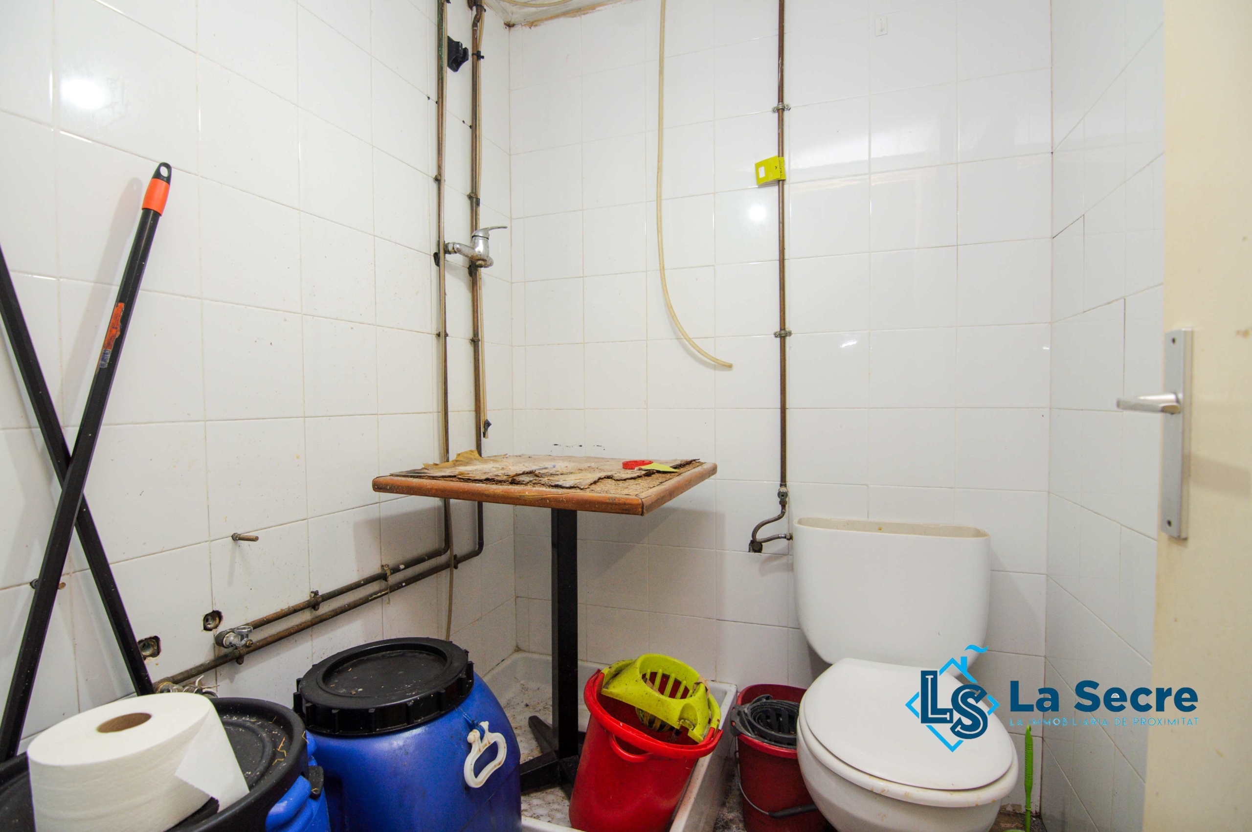 Local en venta en sant andreu de la barca (41)