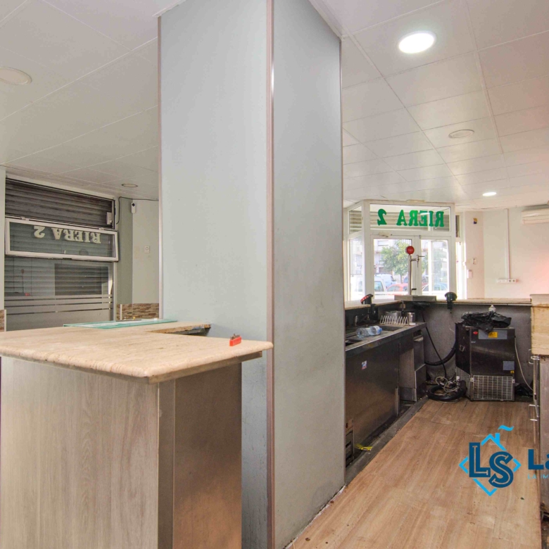 Local en venta en sant andreu de la barca (45)