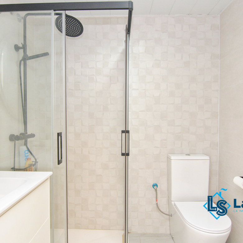 Piso en venta en martorell 16