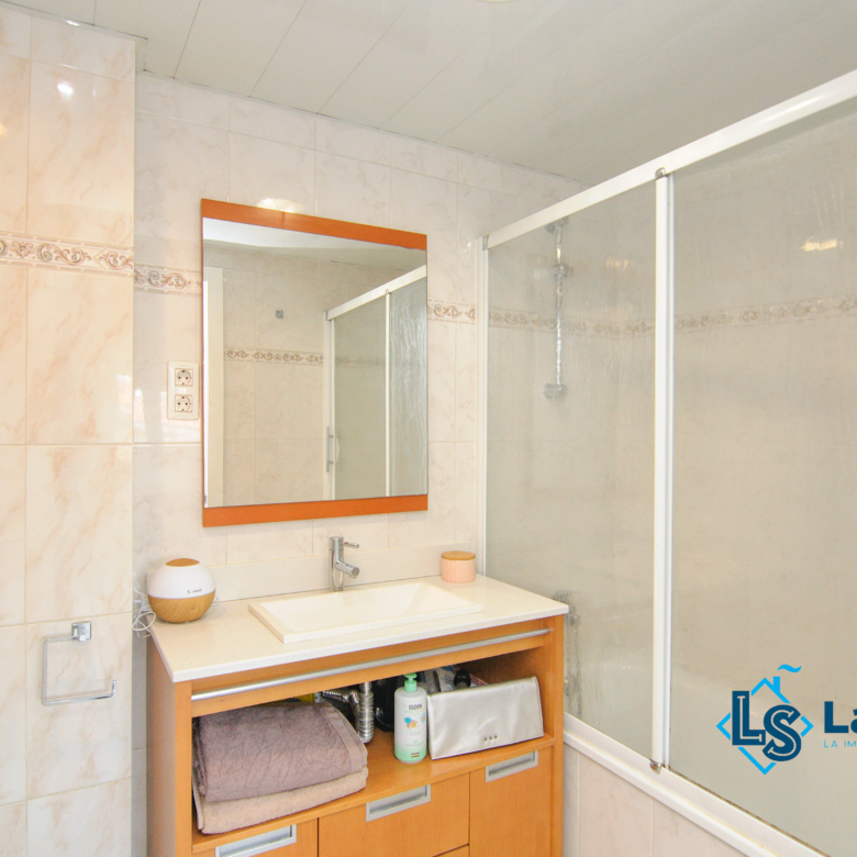 Piso en venta en martorell 25