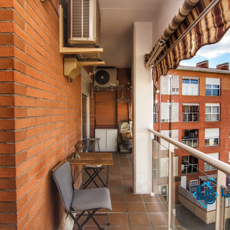 Piso en venta en martorell 8