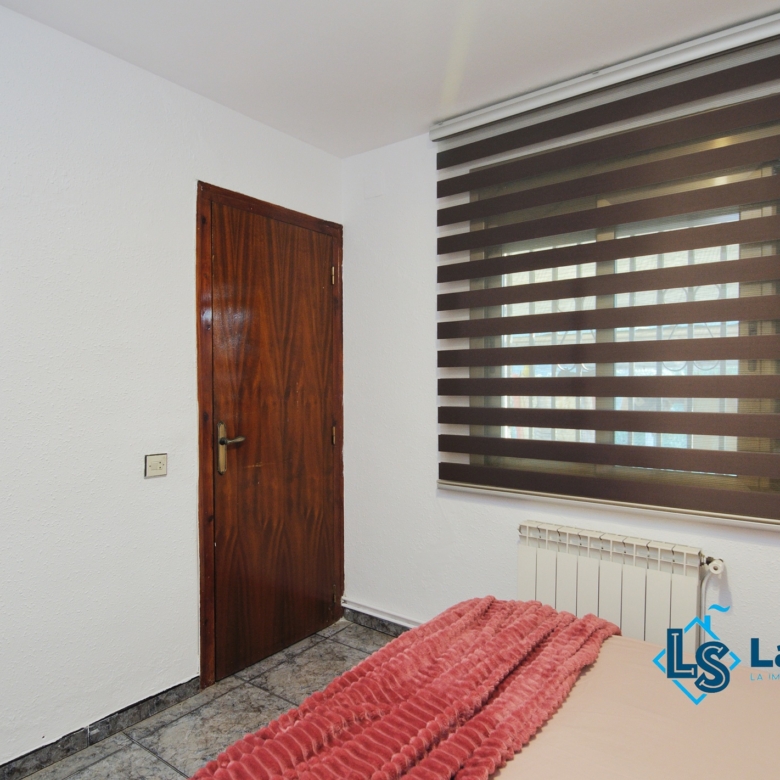 Casa en venta sant esteve (2)