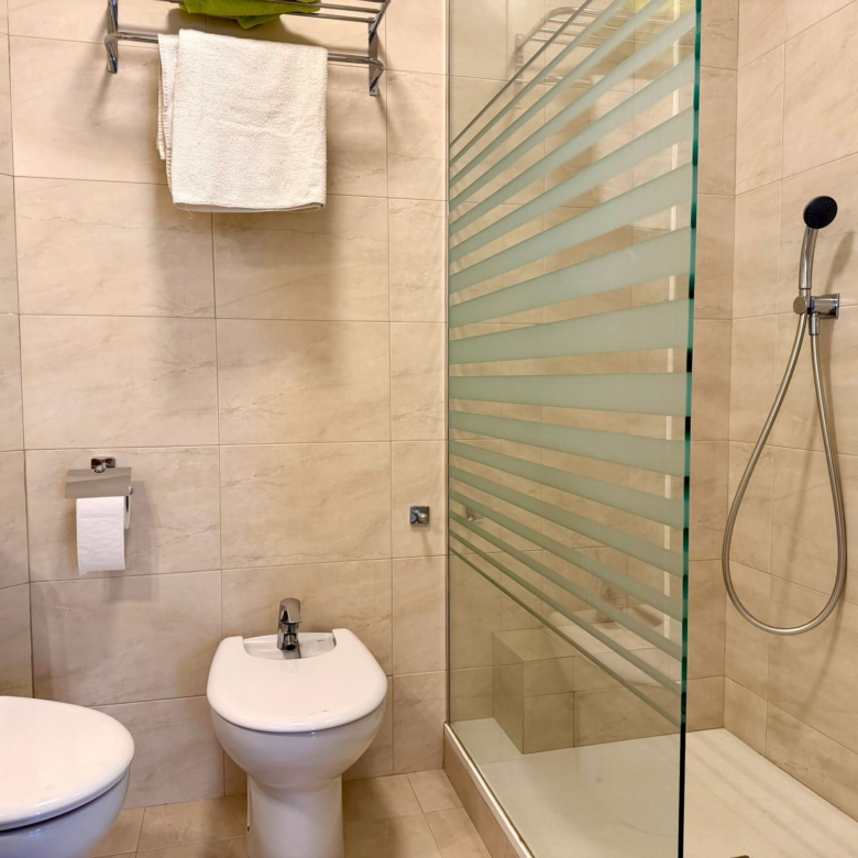 Whatsapp image 2025 12 18 at 15.40.46 (1)