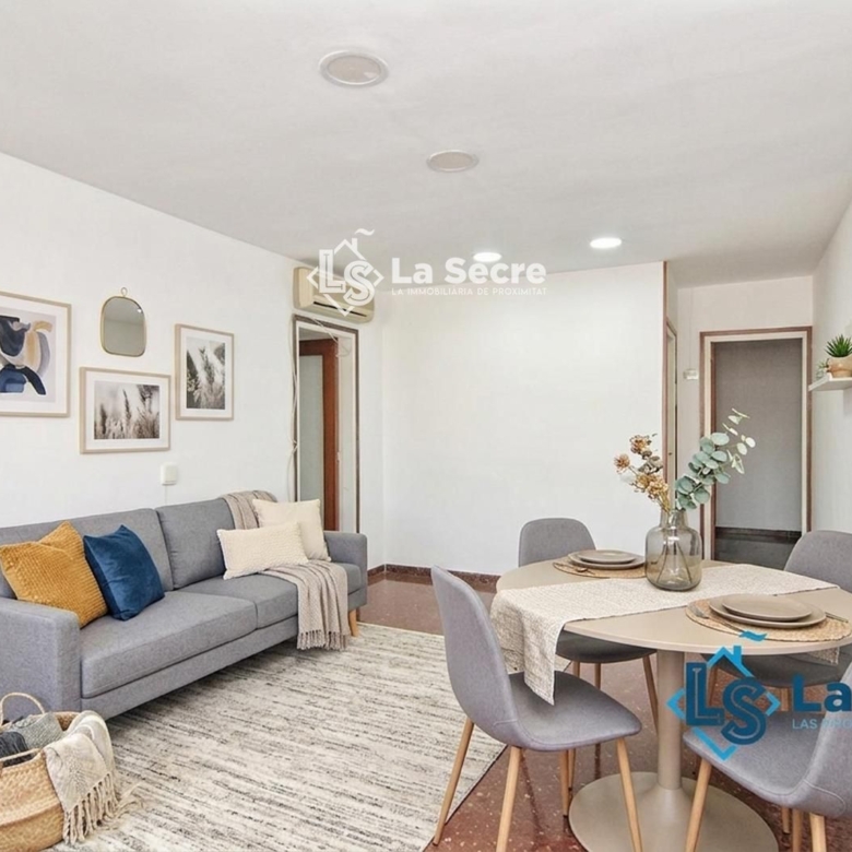 25750601